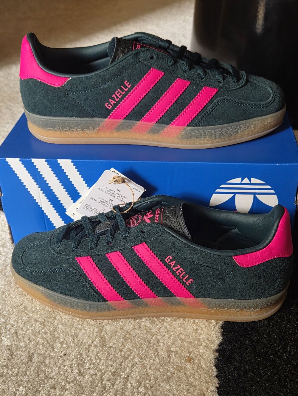WOMEN'S ADIDAS GAZELLE INDOOR SNEAKER